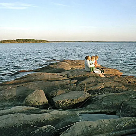Holiday Marielund 5